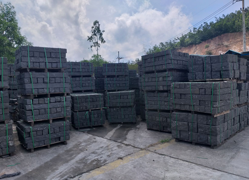 블랙바쟌 경계석 005.jpg