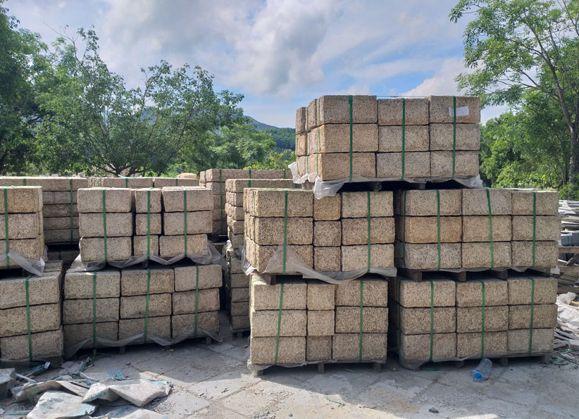 비나골드경계석 001.jpg